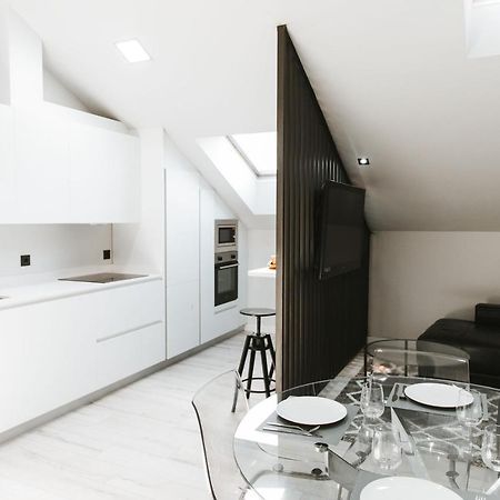 Mk77 Leon - Atiko Apartment Bagian luar foto