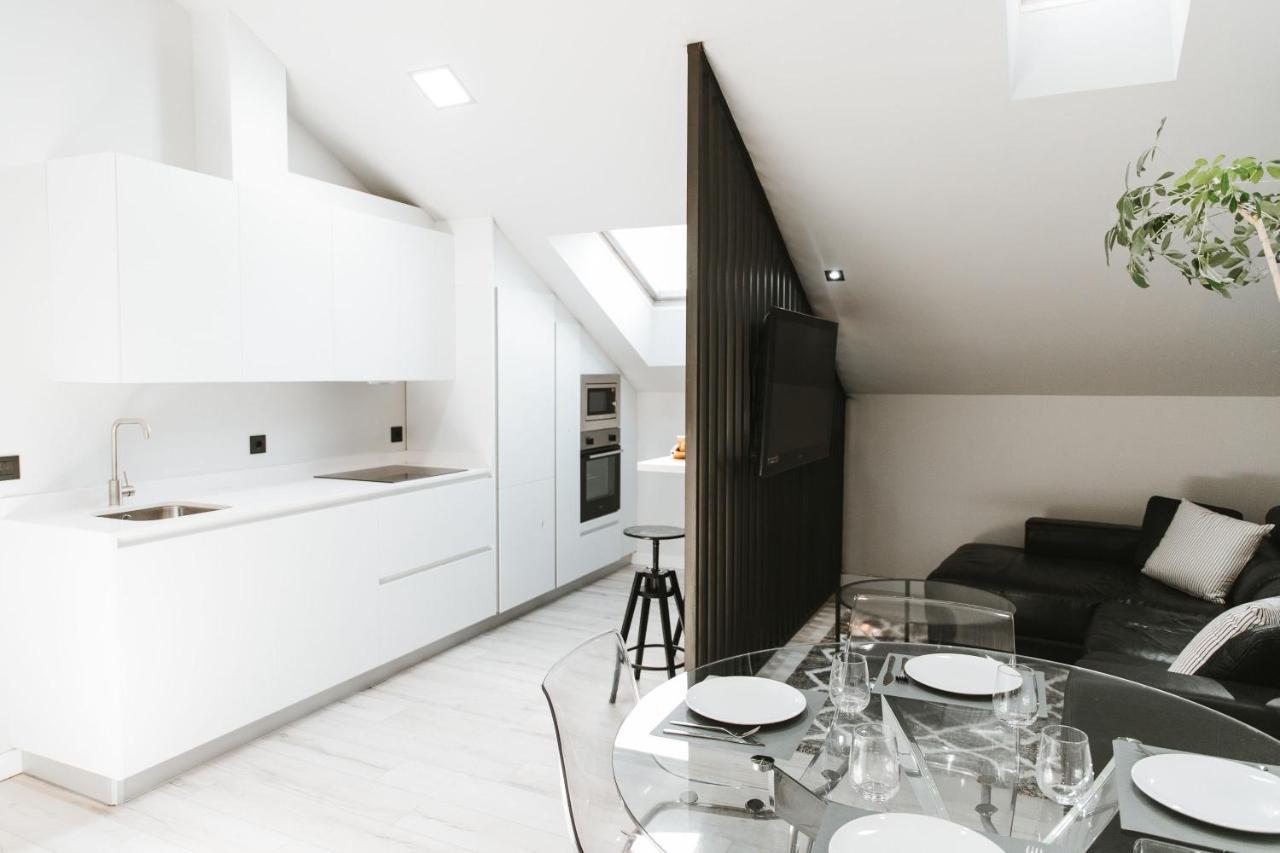 Mk77 Leon - Atiko Apartment Bagian luar foto