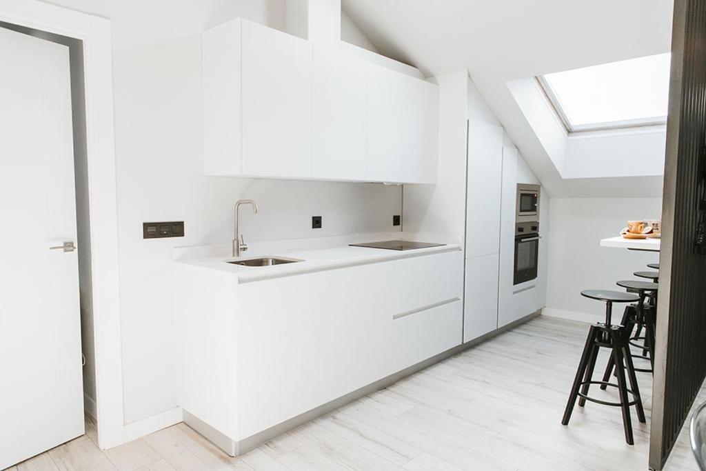Mk77 Leon - Atiko Apartment Bagian luar foto