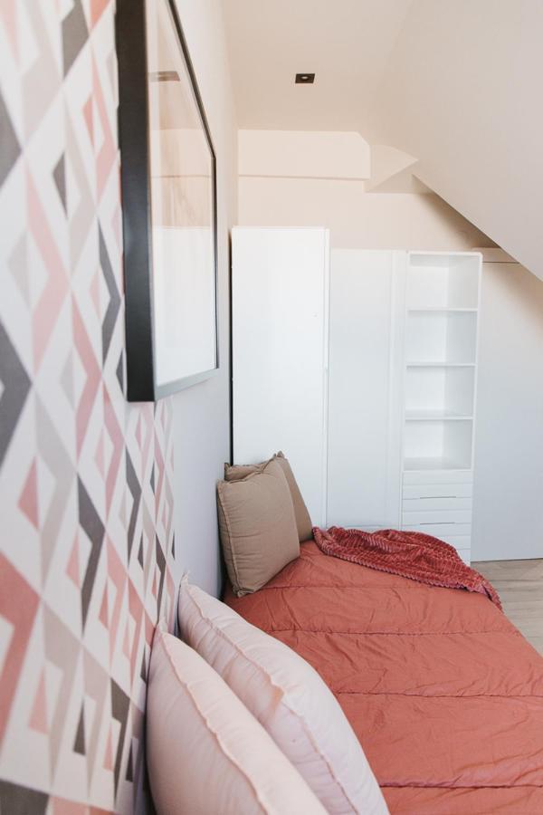 Mk77 Leon - Atiko Apartment Bagian luar foto