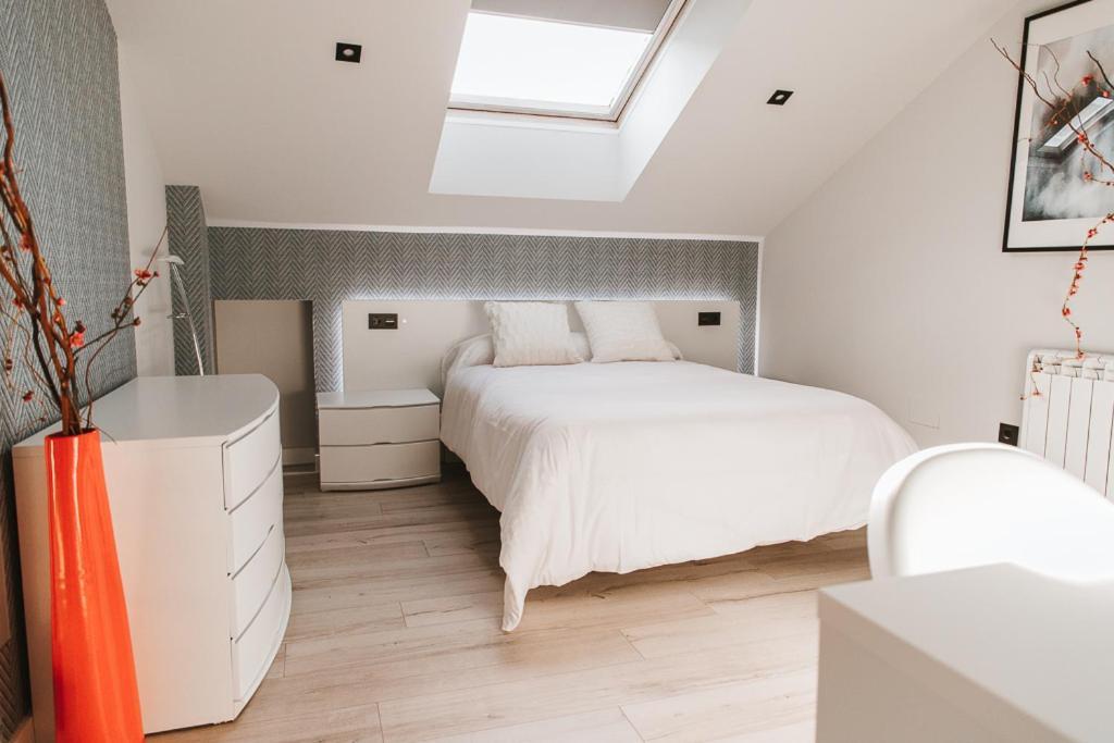 Mk77 Leon - Atiko Apartment Bagian luar foto